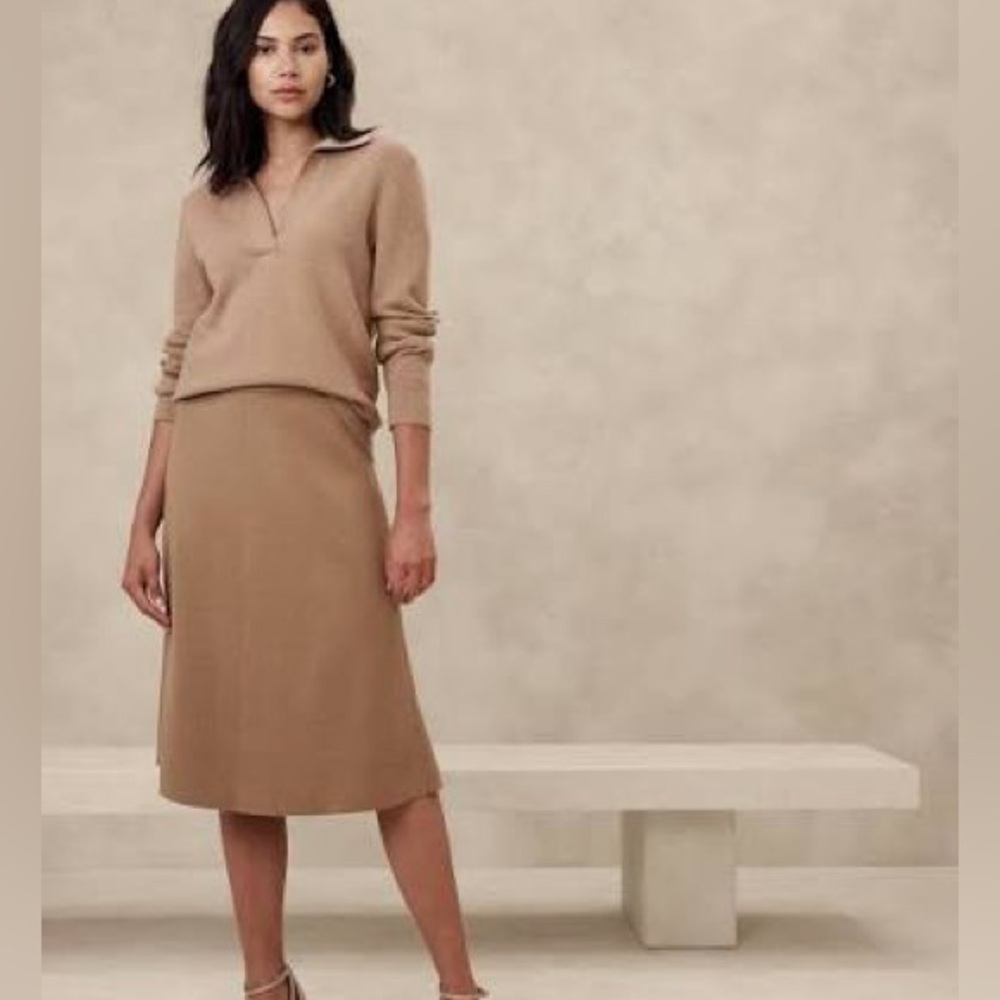 Banana Republic Factory Tan Pencil Skirt